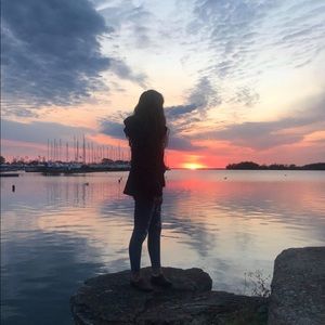 Meet your Posher, Laurence